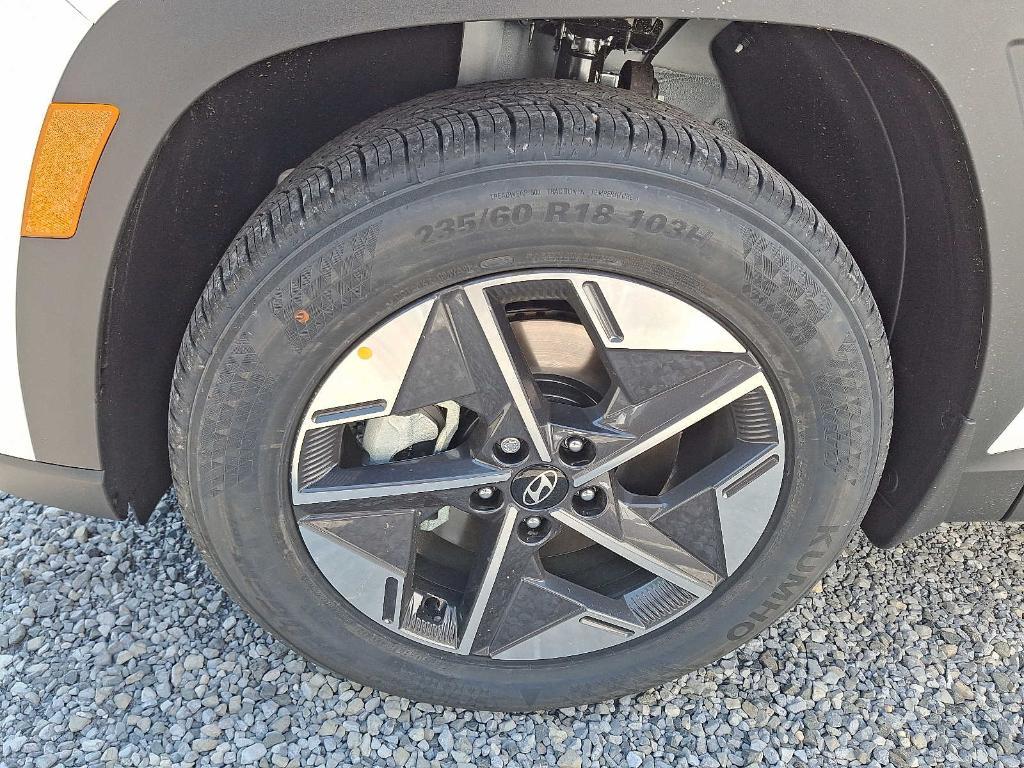 new 2025 Hyundai Tucson car, priced at $32,905