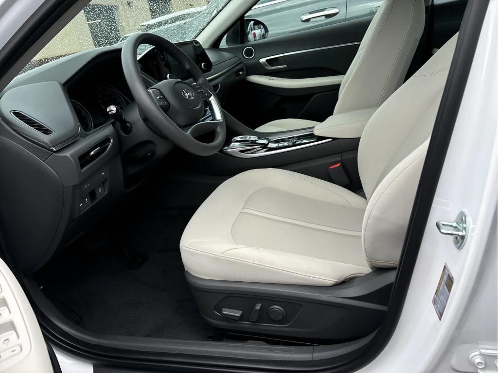 used 2022 Hyundai Sonata car, priced at $20,377