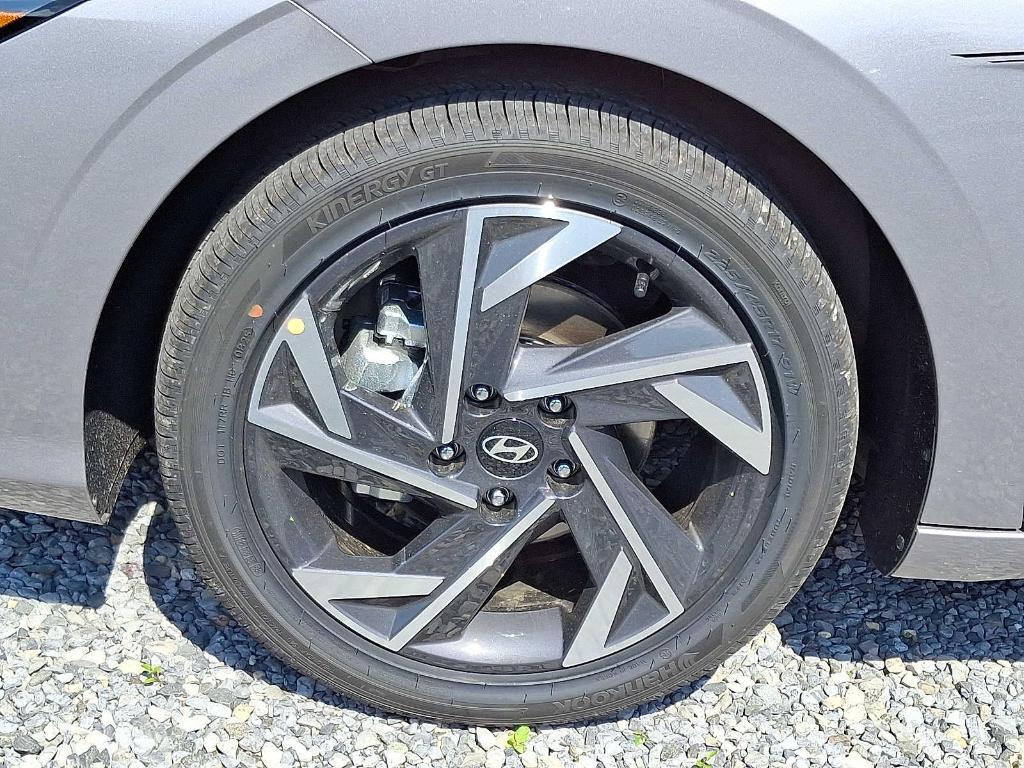 new 2025 Hyundai Elantra car, priced at $26,360