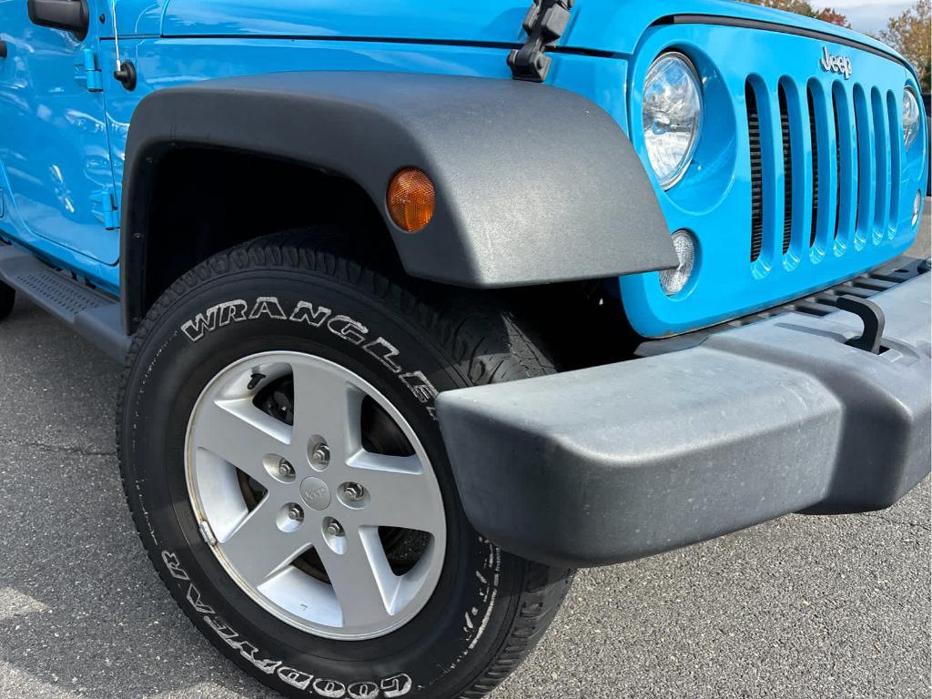used 2018 Jeep Wrangler JK Unlimited car, priced at $21,922
