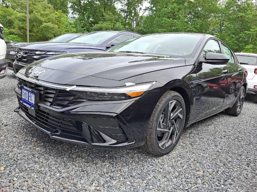 new 2025 Hyundai Elantra car, priced at $26,340