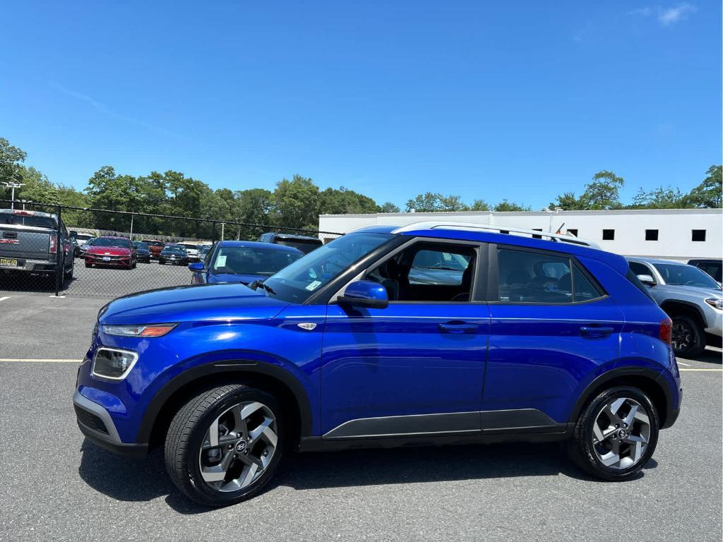 used 2025 Hyundai Venue car, priced at $23,938