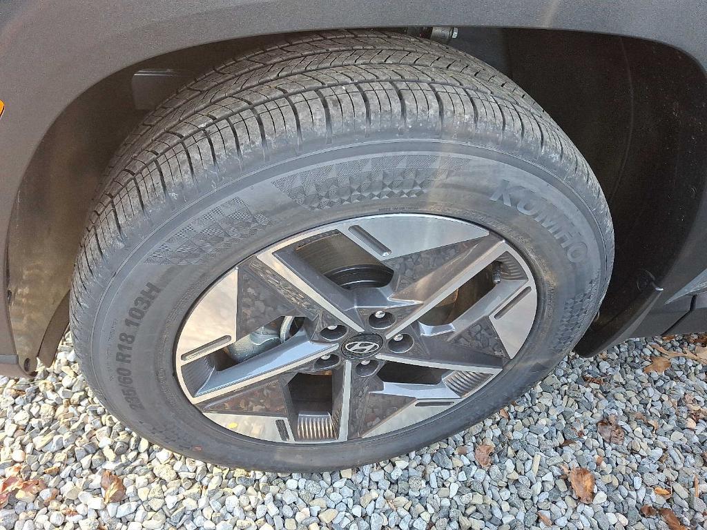 new 2026 Hyundai Tucson car, priced at $38,155