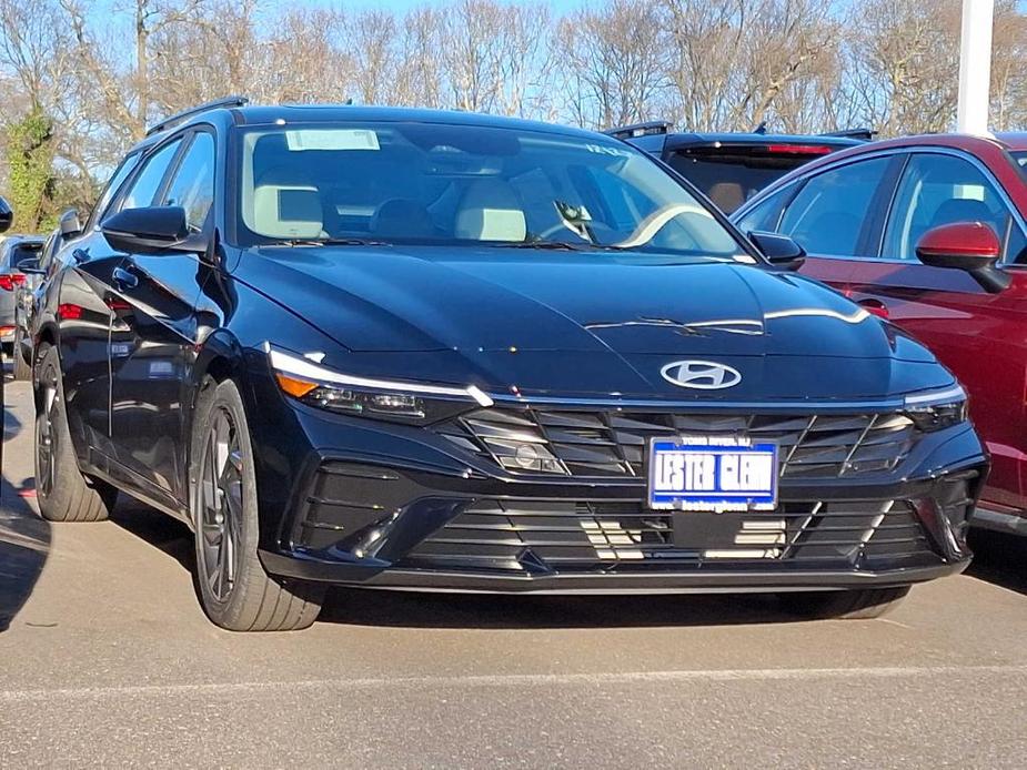 new 2025 Hyundai Elantra car, priced at $27,190