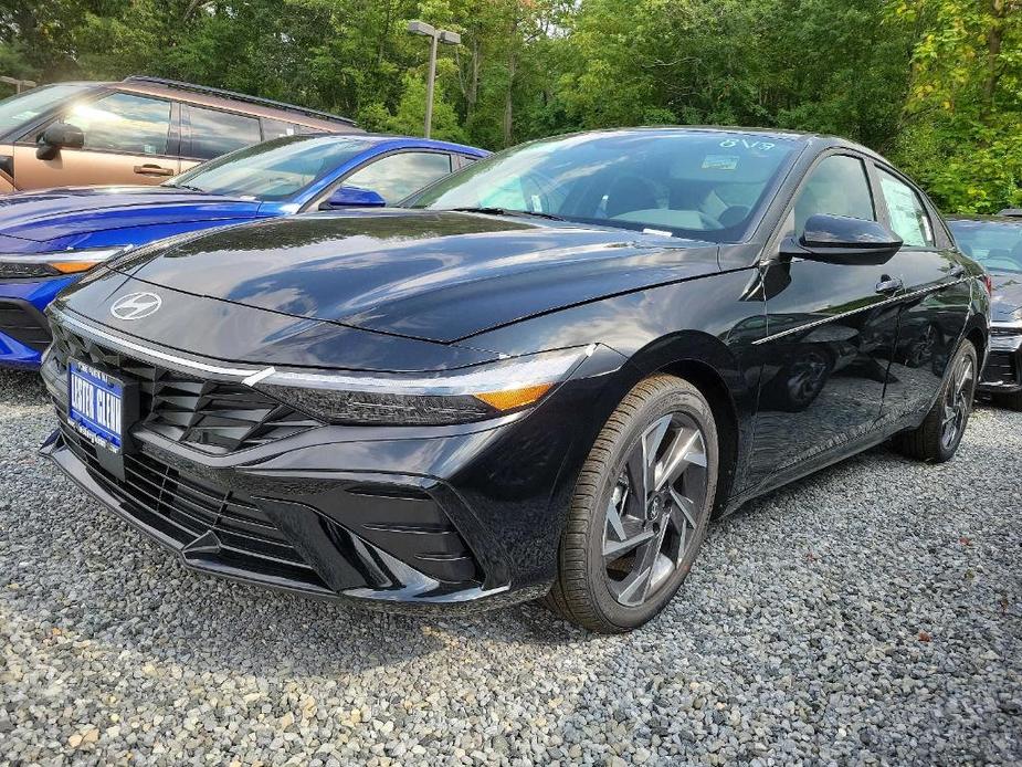 new 2024 Hyundai Elantra car, priced at $26,890