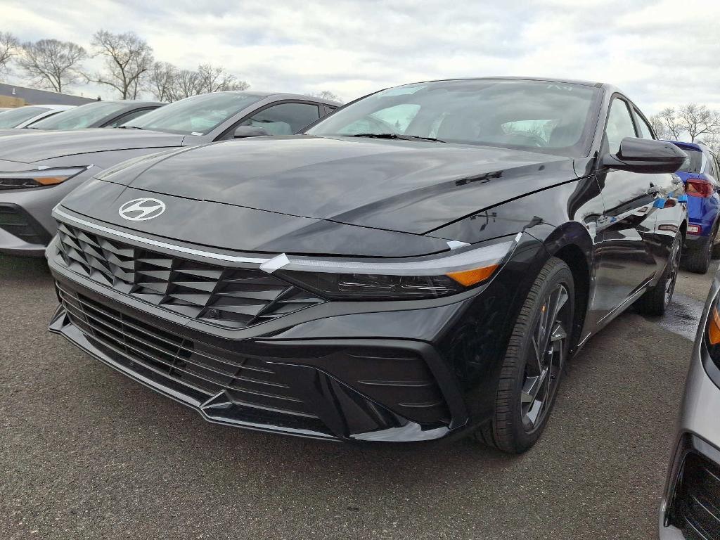 new 2025 Hyundai Elantra car, priced at $23,685