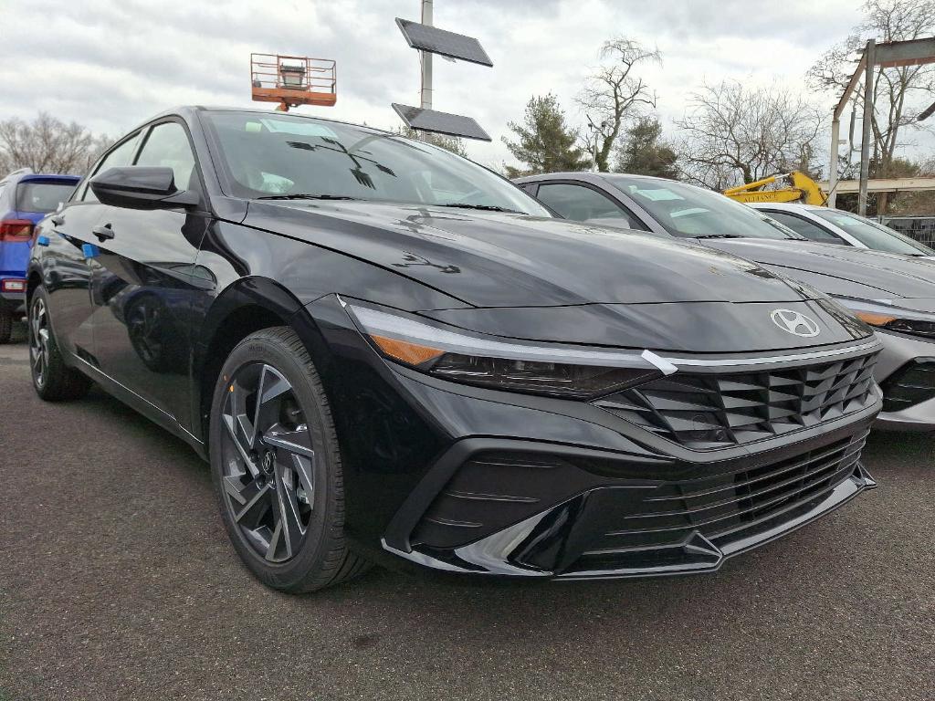 new 2025 Hyundai Elantra car, priced at $23,685