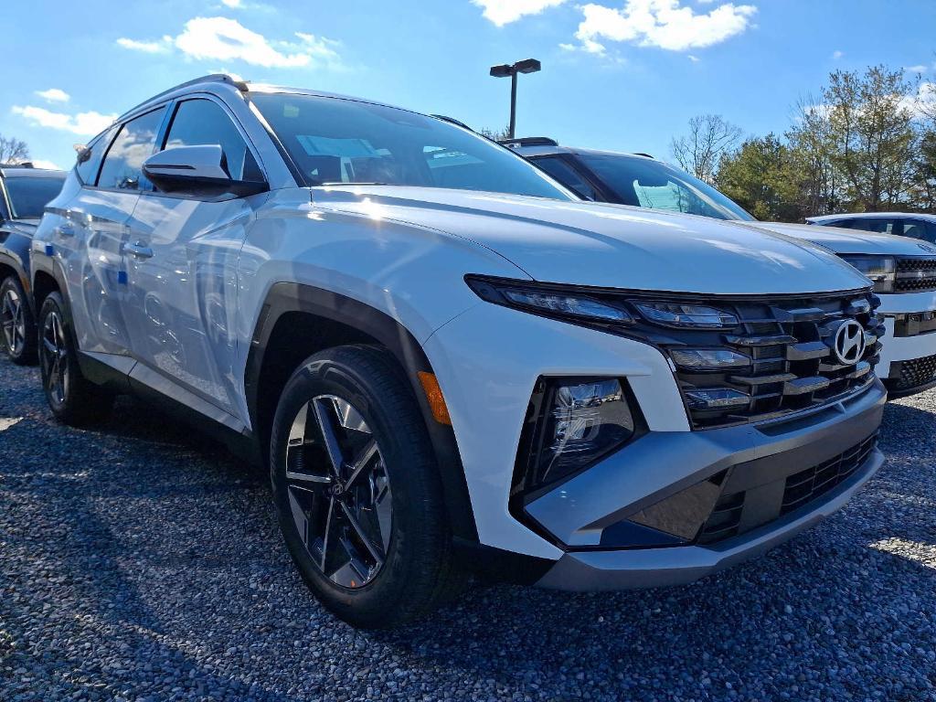 new 2025 Hyundai TUCSON Hybrid car, priced at $37,850