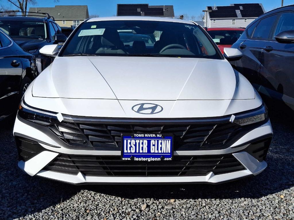 new 2025 Hyundai Elantra car, priced at $24,225