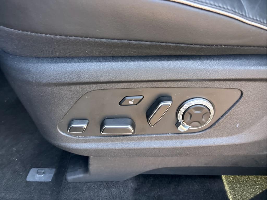 used 2023 Hyundai Palisade car, priced at $39,837