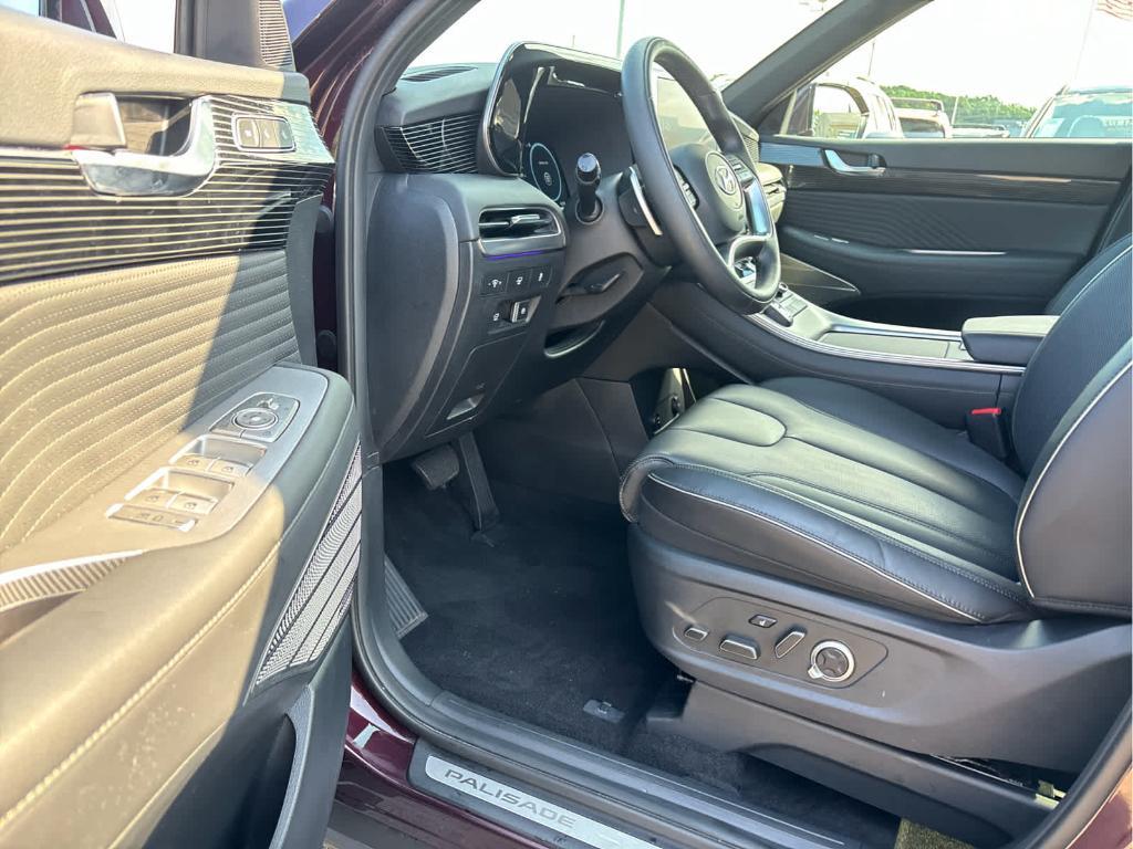 used 2023 Hyundai Palisade car, priced at $39,837
