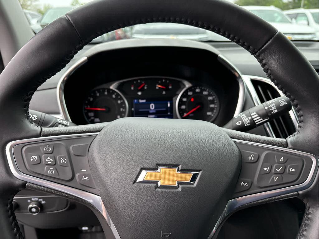 used 2022 Chevrolet Equinox car, priced at $20,937