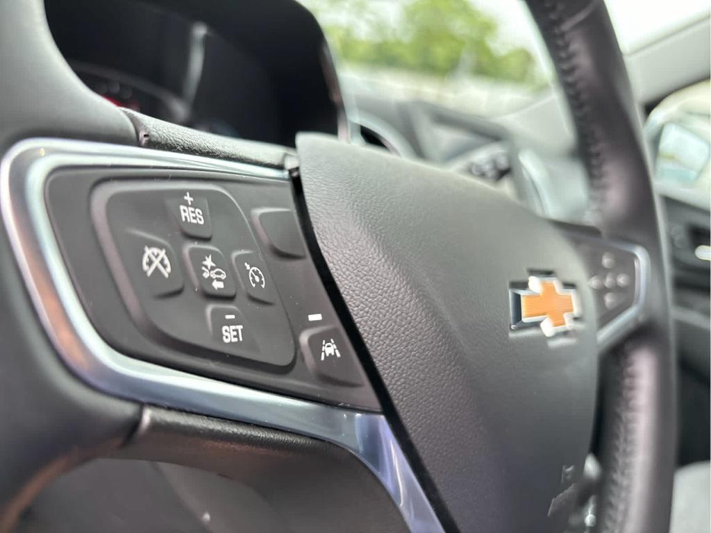 used 2022 Chevrolet Equinox car, priced at $20,937