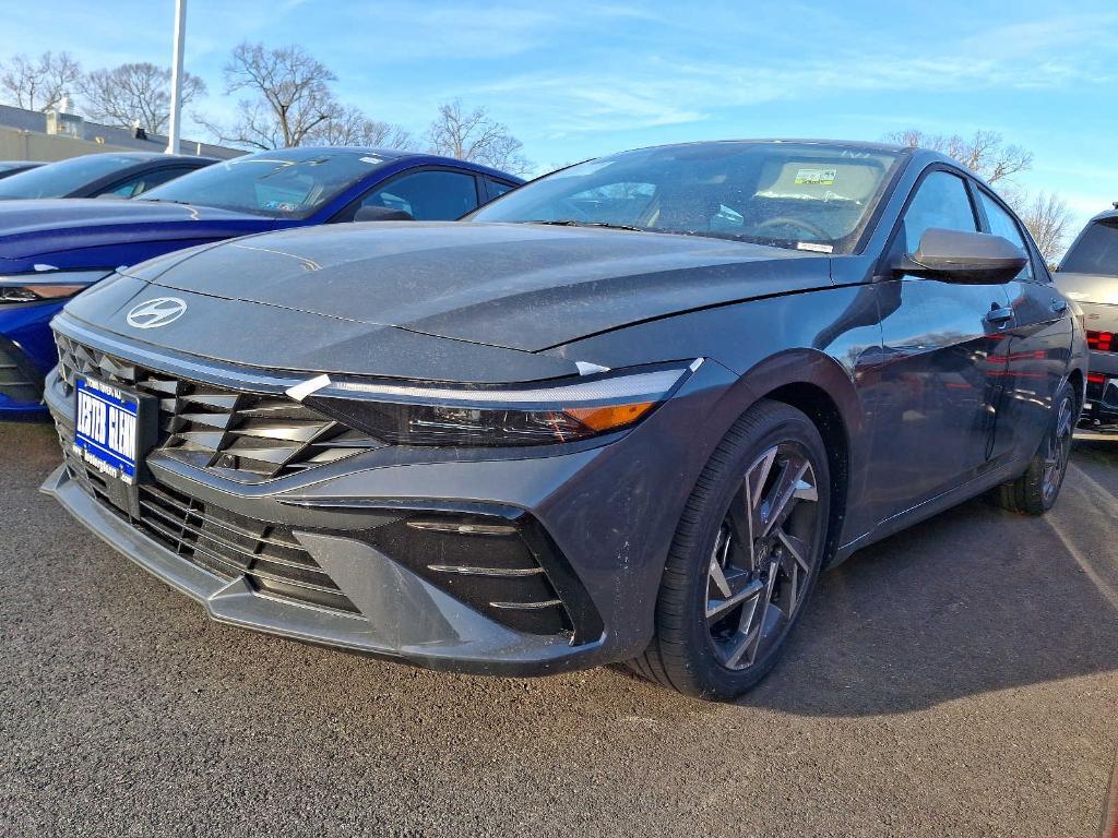 new 2025 Hyundai Elantra car, priced at $25,920