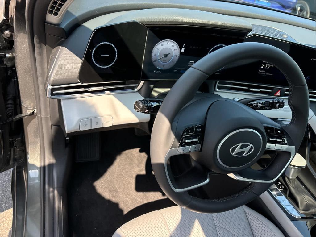 used 2025 Hyundai Elantra car, priced at $25,985