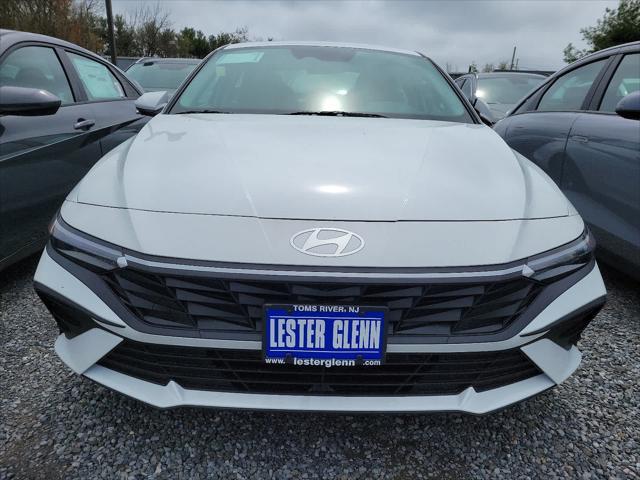 new 2024 Hyundai Elantra HEV car, priced at $28,415