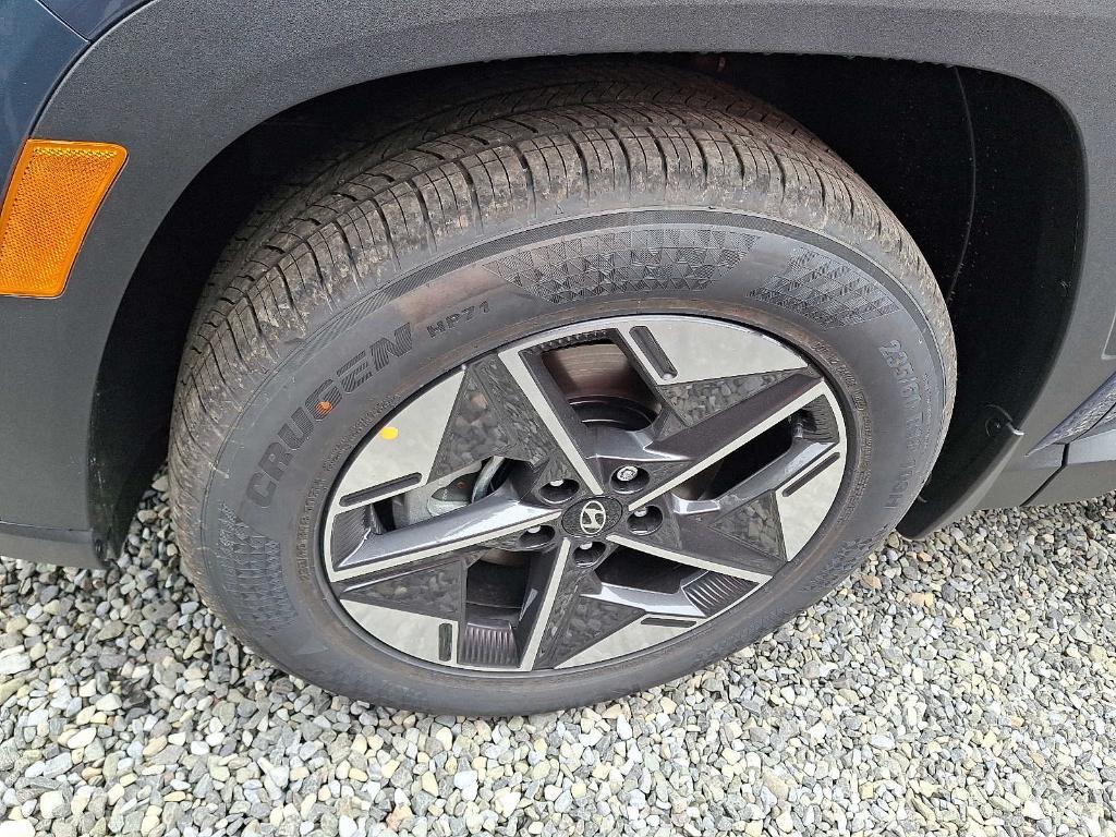 new 2025 Hyundai Tucson car, priced at $32,405