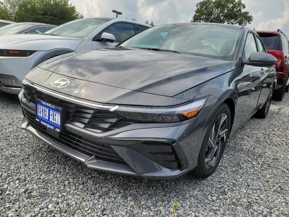 new 2024 Hyundai Elantra car, priced at $27,040