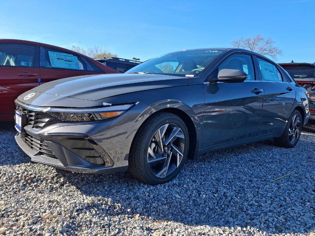 new 2025 Hyundai Elantra car, priced at $28,410