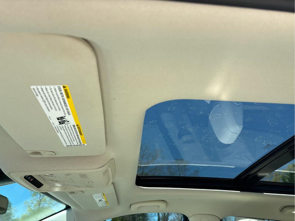 used 2024 Cadillac XT5 car, priced at $43,437