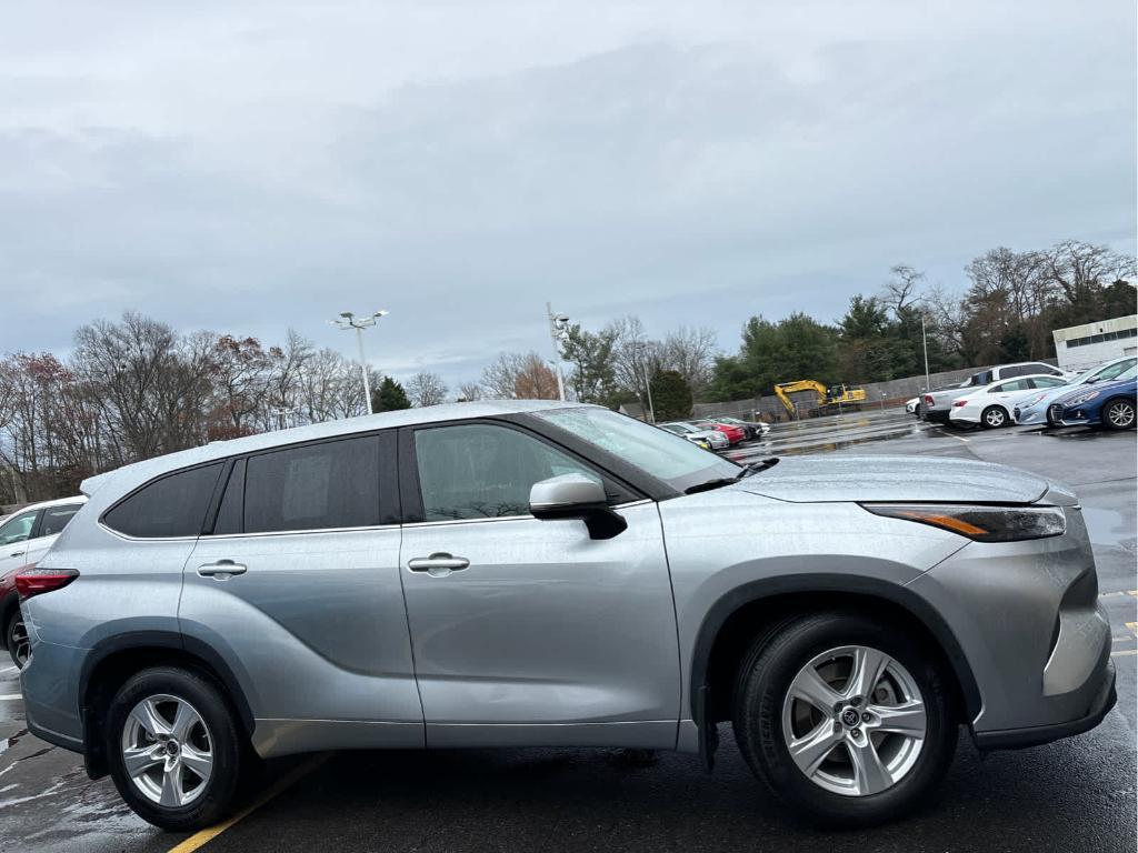 used 2021 Toyota Highlander car, priced at $26,445