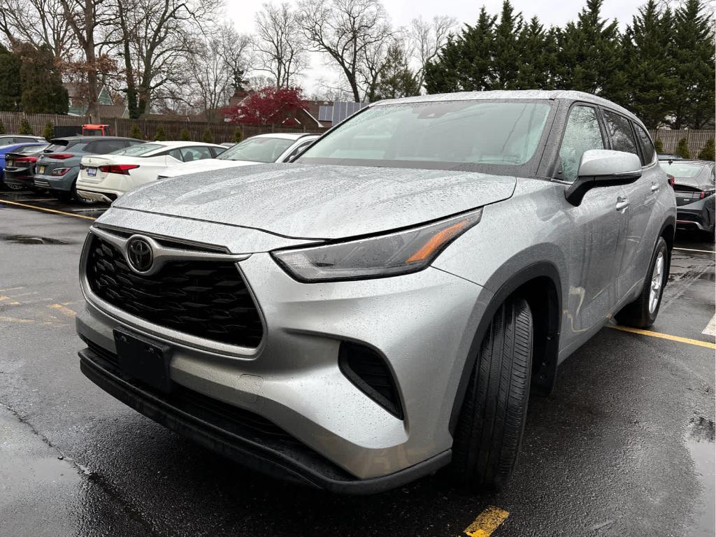 used 2021 Toyota Highlander car, priced at $26,445