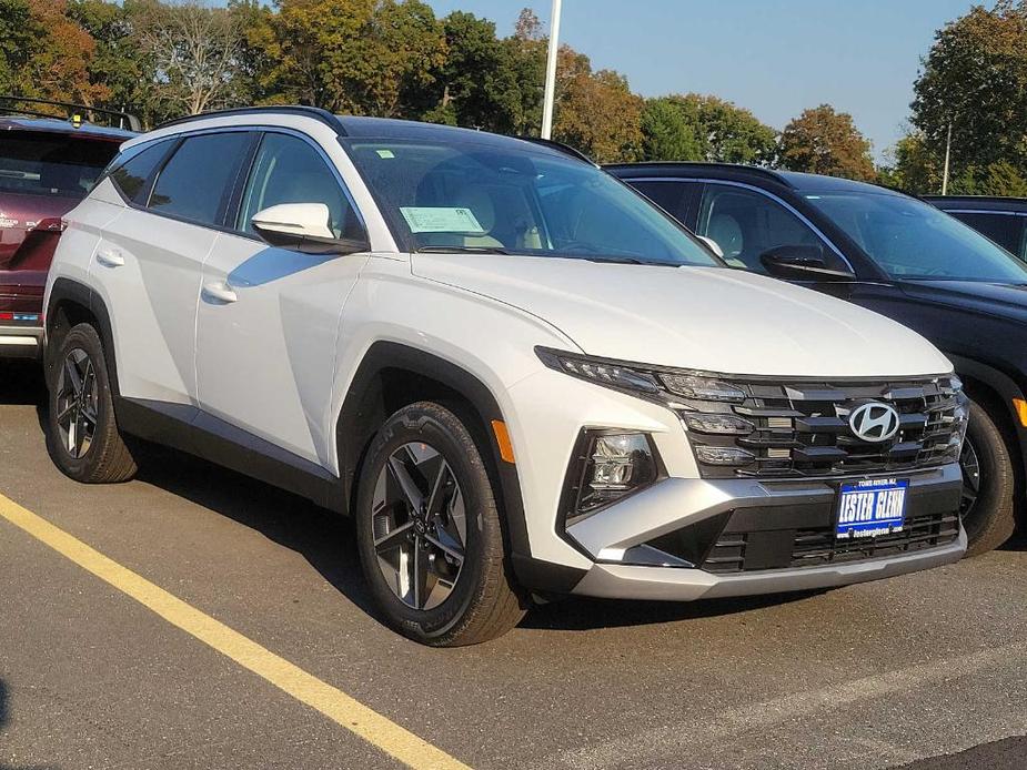 new 2025 Hyundai Tucson Hybrid car, priced at $38,435