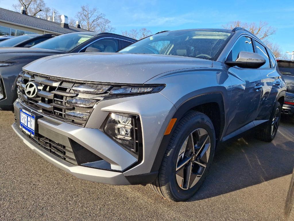 new 2025 Hyundai TUCSON Hybrid car, priced at $37,405