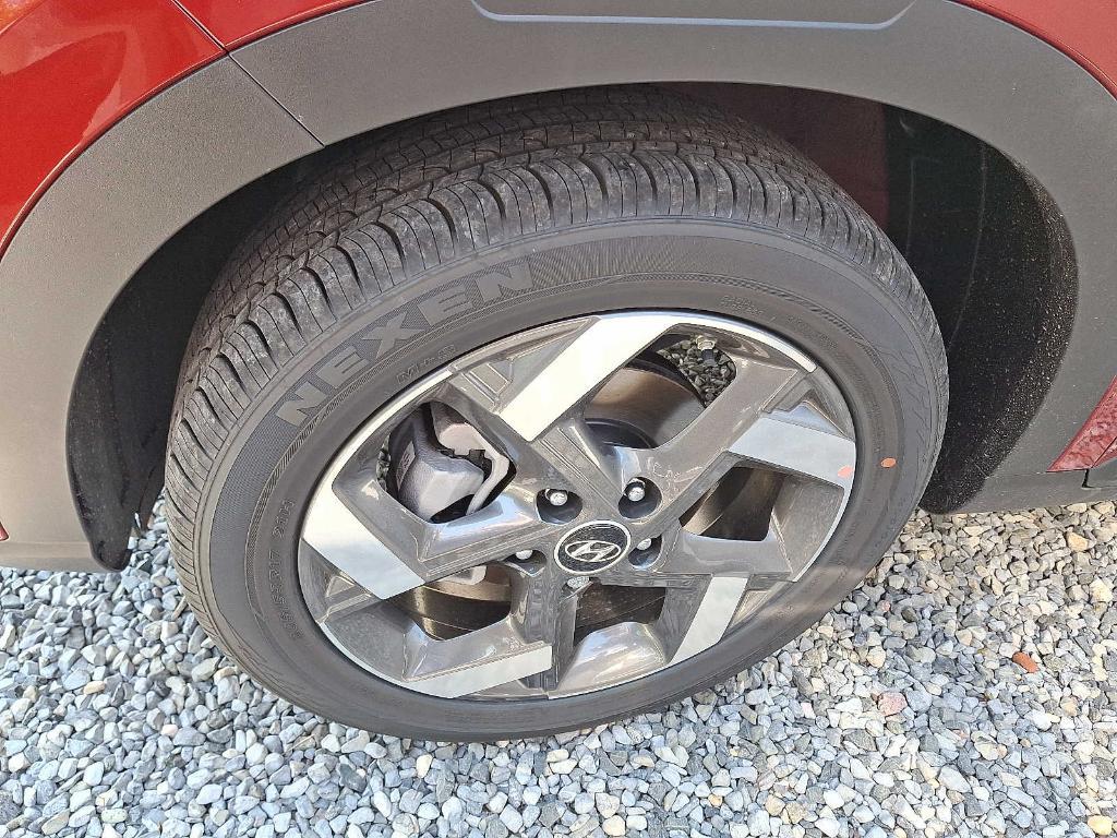 new 2025 Hyundai Venue car, priced at $24,050
