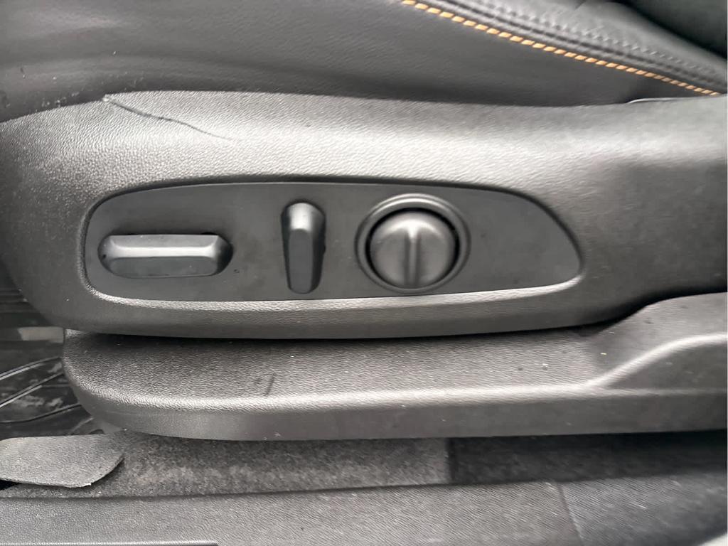 used 2018 Chevrolet Equinox car, priced at $22,523