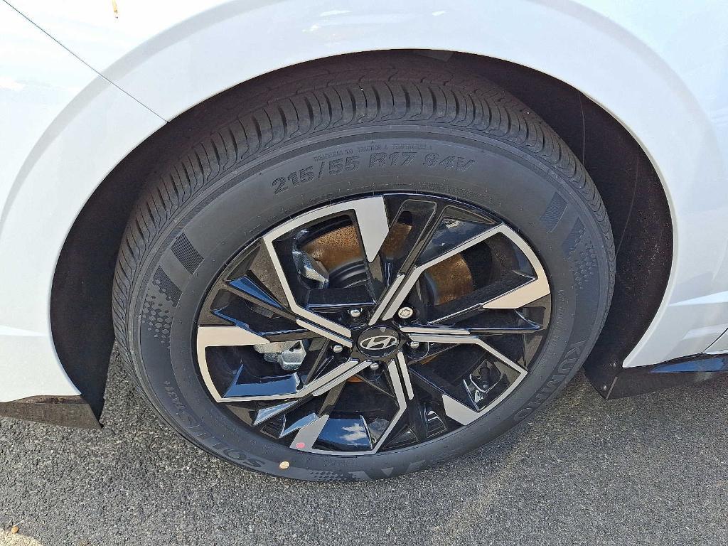 new 2025 Hyundai Sonata car, priced at $31,525