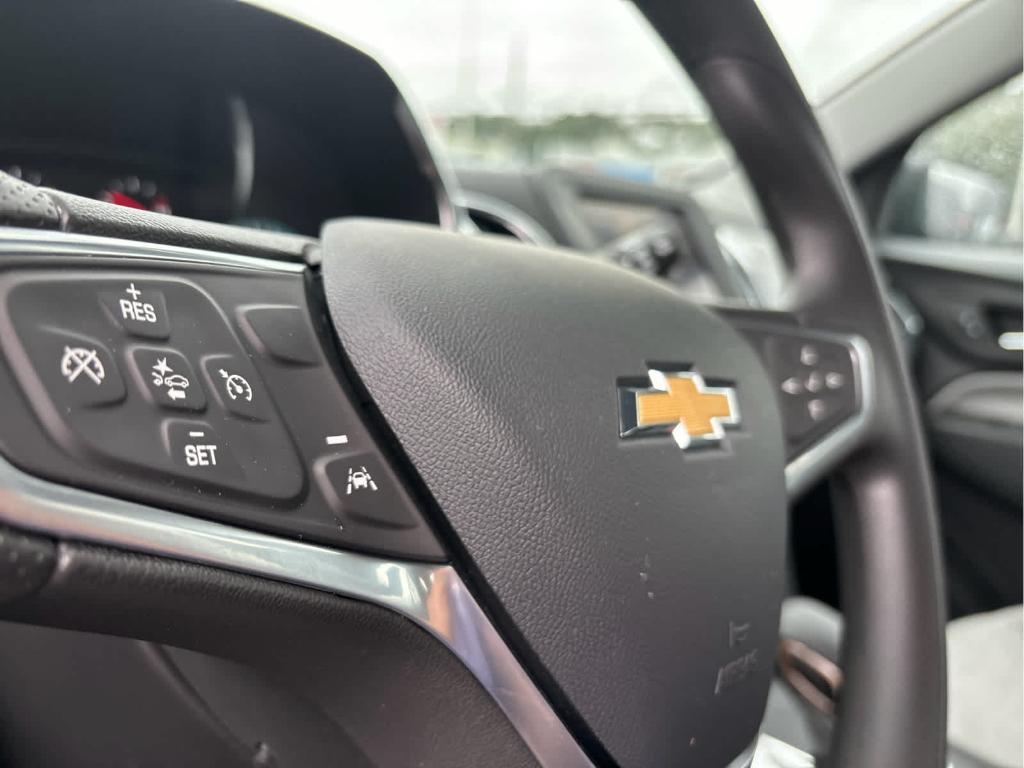 used 2023 Chevrolet Equinox car, priced at $20,888