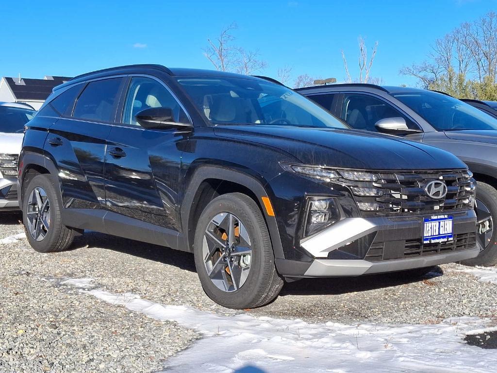 new 2025 Hyundai Tucson car, priced at $32,890