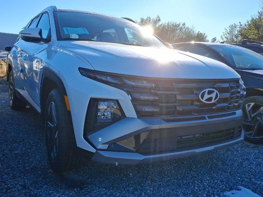 new 2025 Hyundai Tucson Hybrid car, priced at $37,875