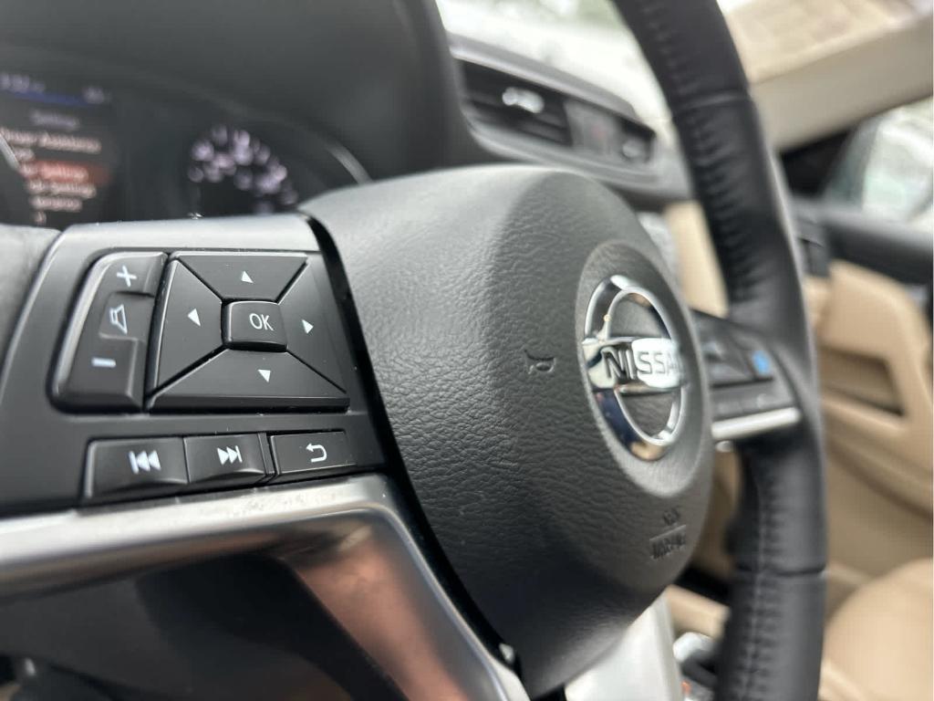 used 2019 Nissan Rogue car, priced at $16,999