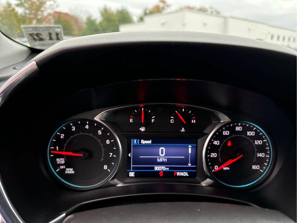 used 2022 Chevrolet Equinox car, priced at $23,698