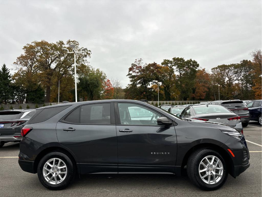 used 2022 Chevrolet Equinox car, priced at $23,698
