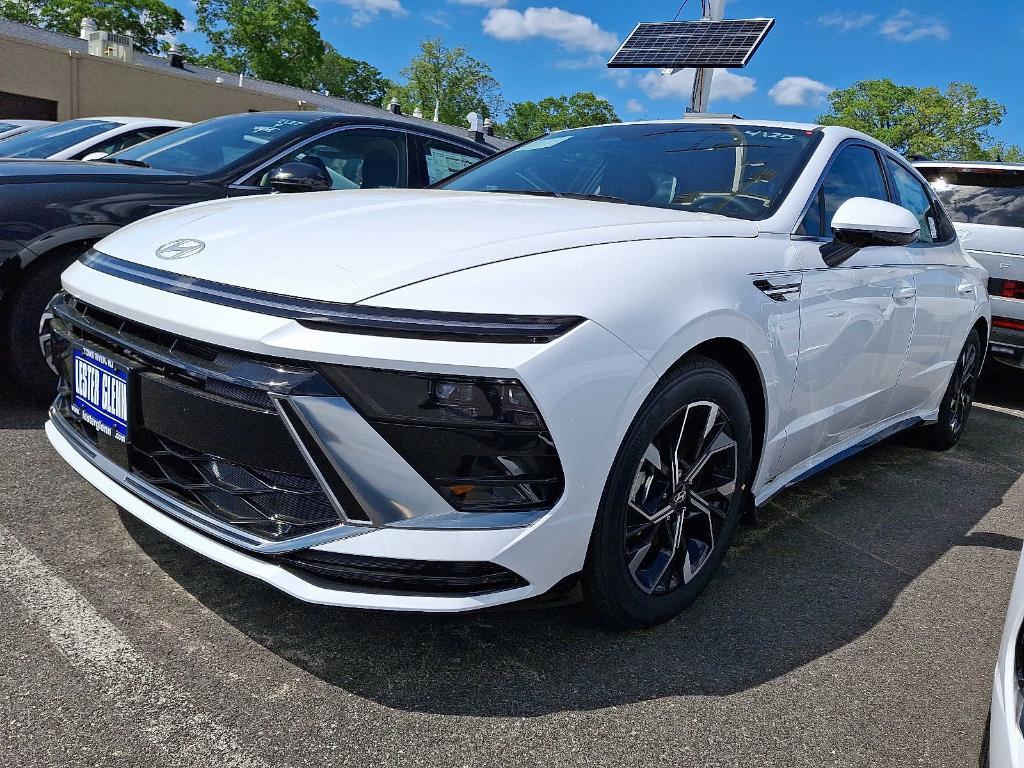 new 2025 Hyundai Sonata car, priced at $31,580