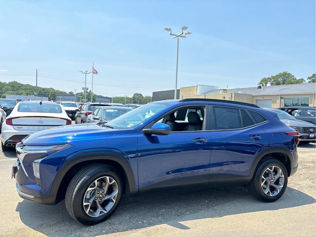 used 2024 Chevrolet Trax car, priced at $23,637
