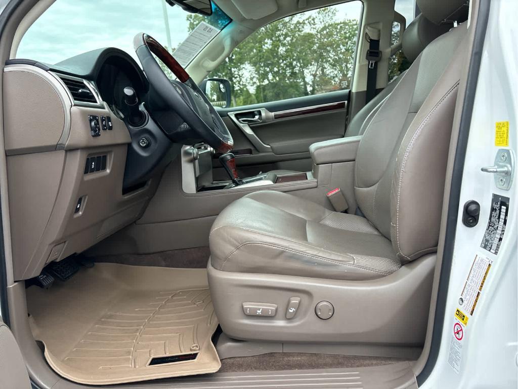 used 2011 Lexus GX 460 car, priced at $12,891