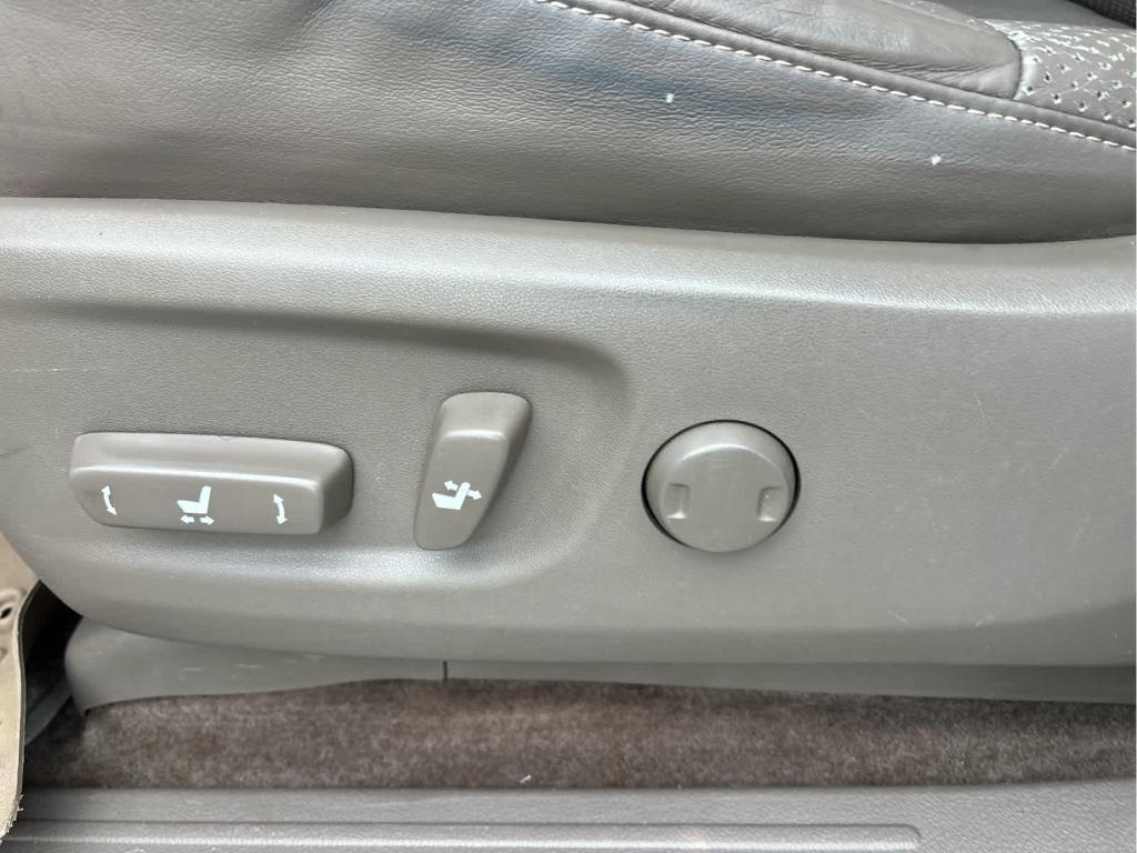 used 2011 Lexus GX 460 car, priced at $12,891