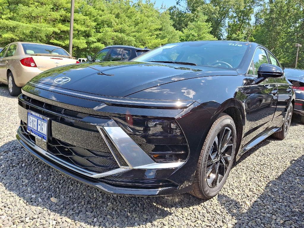 new 2025 Hyundai Sonata car, priced at $28,625
