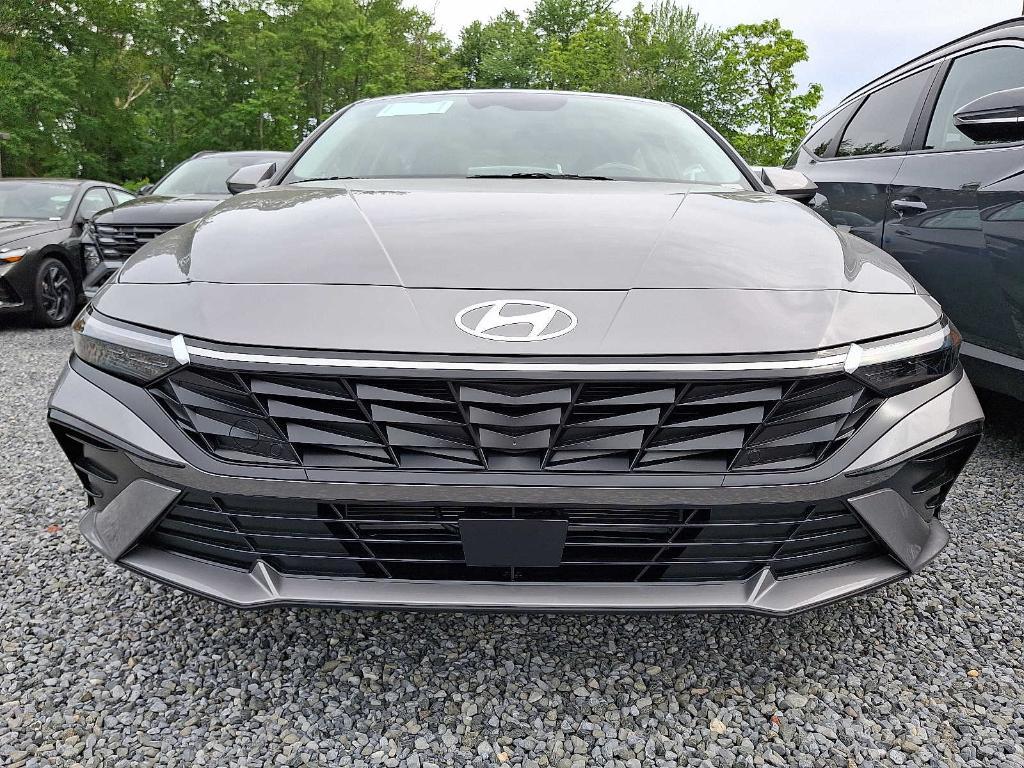 new 2025 Hyundai Elantra car, priced at $26,345