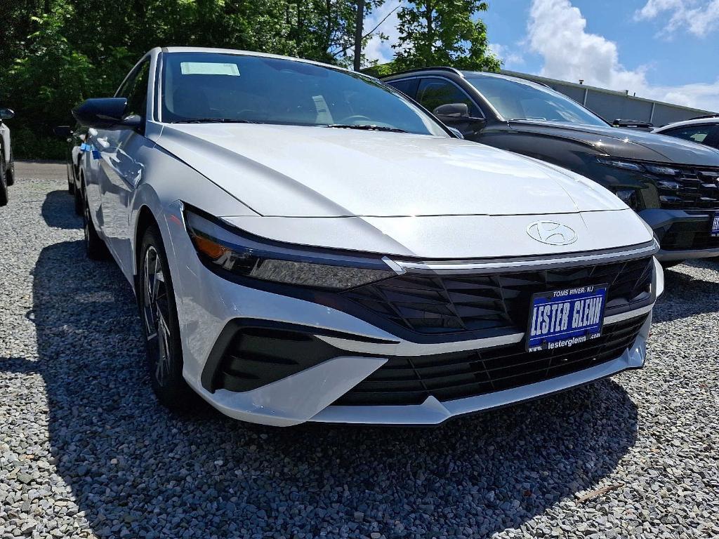new 2025 Hyundai Elantra car, priced at $24,260