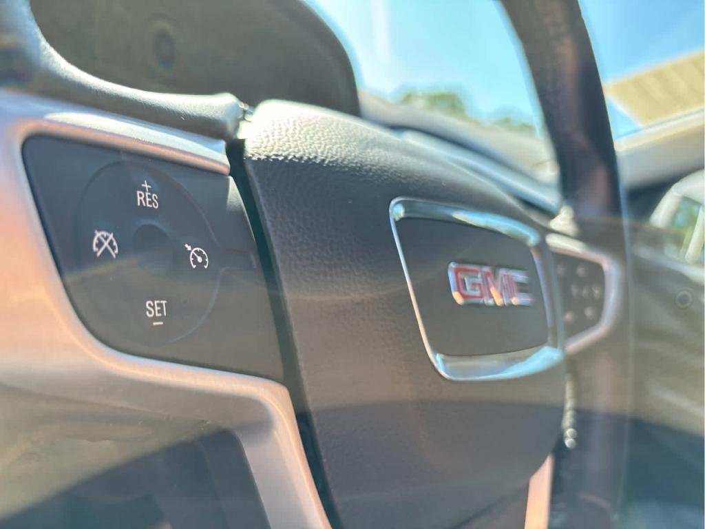 used 2017 GMC Acadia car, priced at $14,054