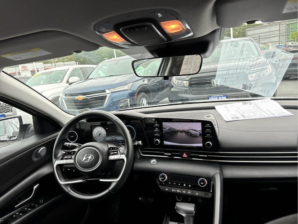 used 2022 Hyundai Elantra car, priced at $18,737