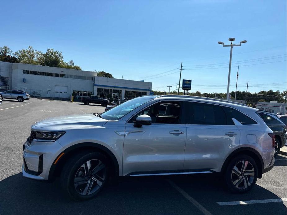 used 2022 Kia Sorento Plug-In Hybrid car, priced at $29,671