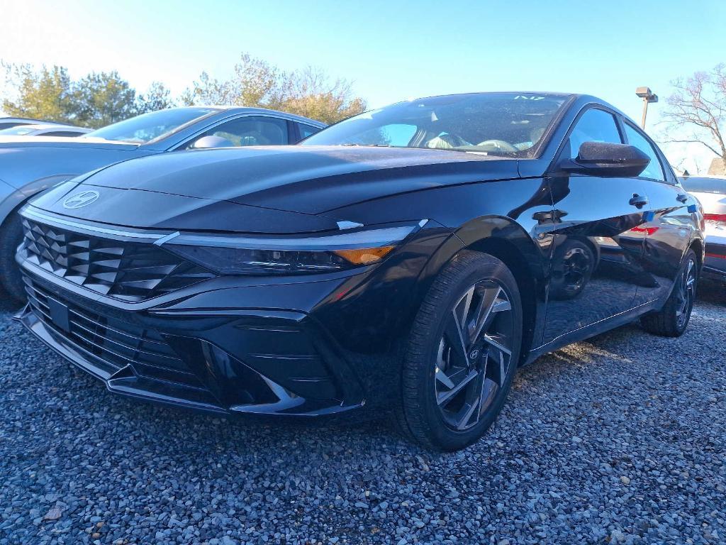 new 2025 Hyundai Elantra car, priced at $26,460