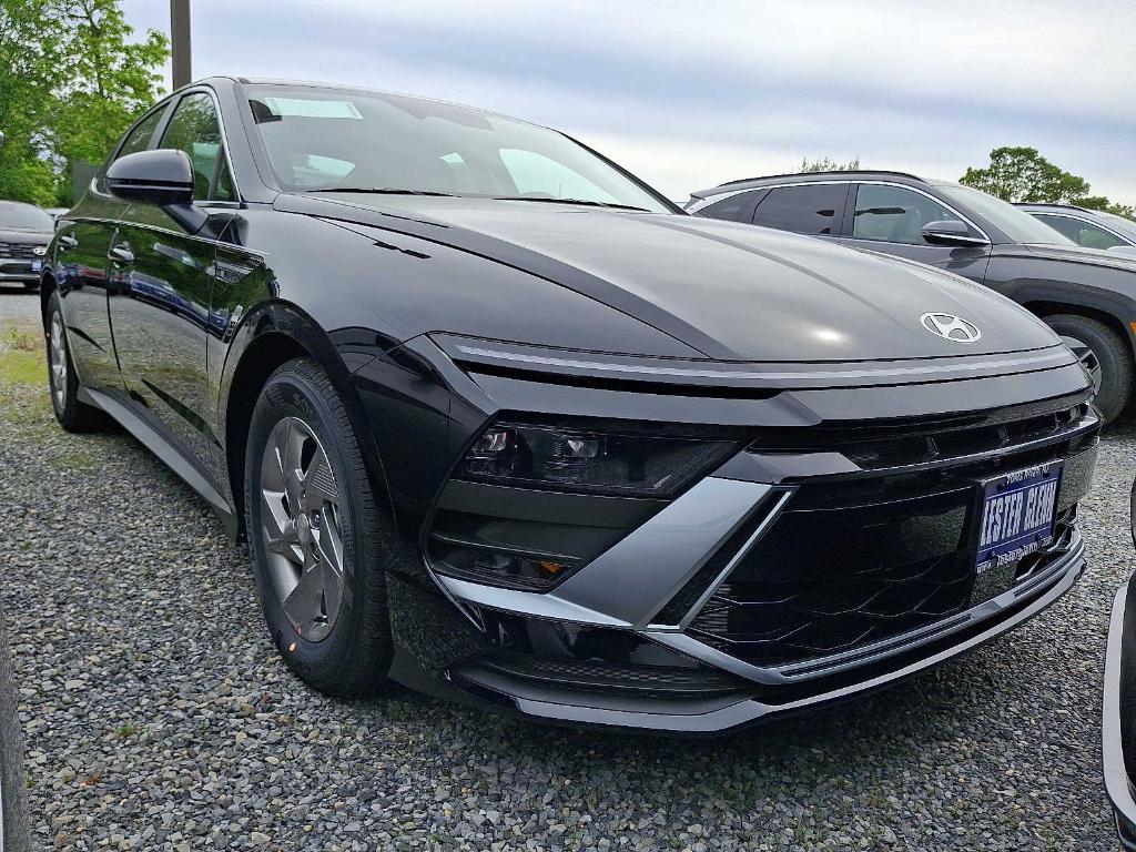 new 2025 Hyundai Sonata car, priced at $27,648