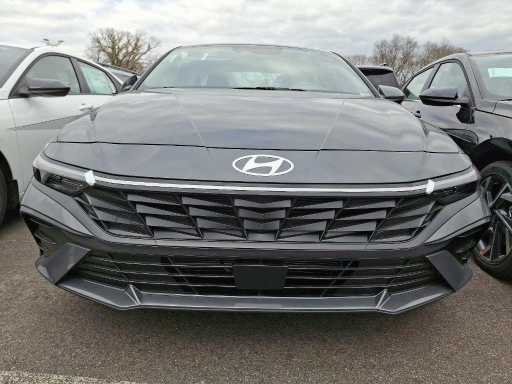 new 2025 Hyundai Elantra car, priced at $26,140